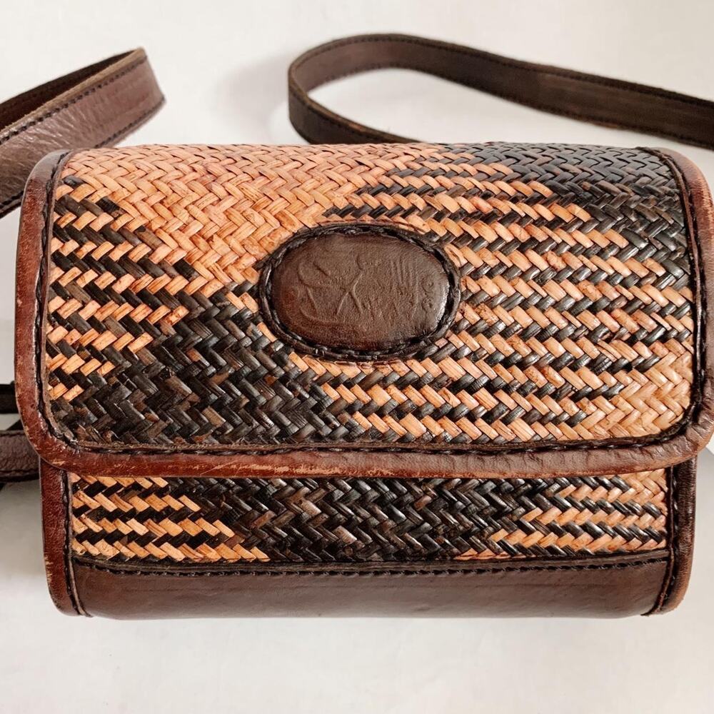 Vintage Boho Rattan Crossbody - Picture 7 of 7